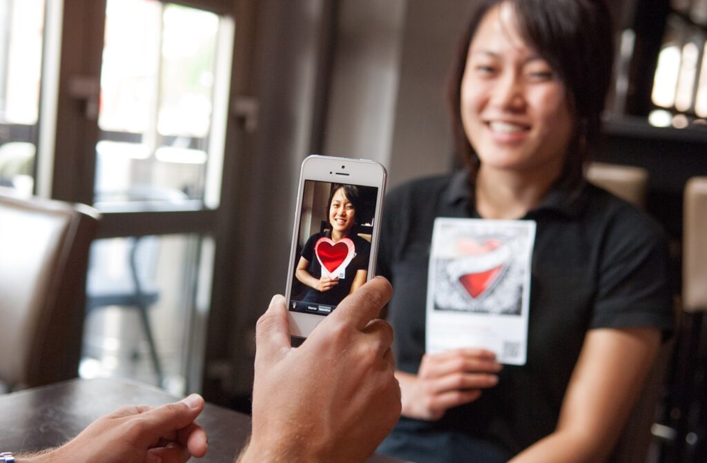 Augmented Reality Heartcam - Intertisement